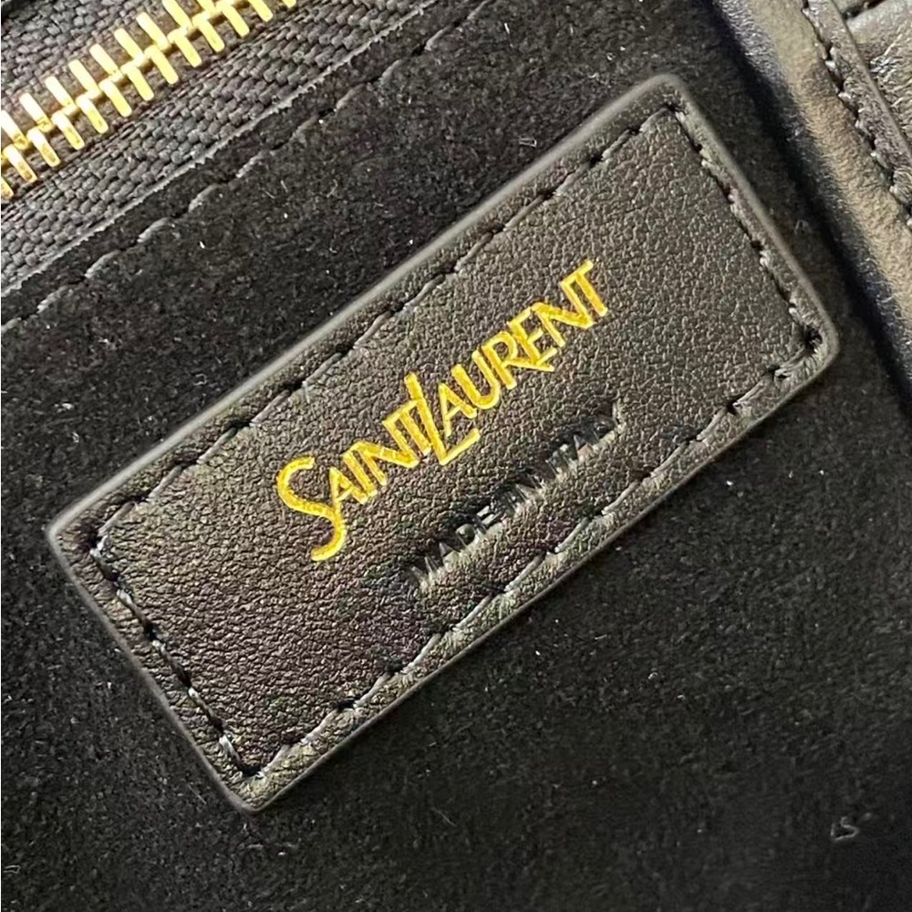 Saint Laurent 2026 New Women's Shoulder & Top-Handle Bag - Picture 9 of 9